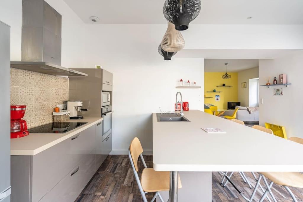 Superbe Appartement Avec Parking Gratuit Lons-le-Saunier Eksteriør billede