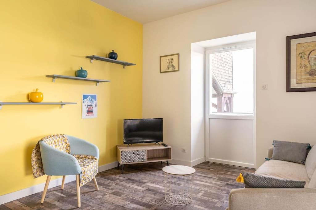 Superbe Appartement Avec Parking Gratuit Lons-le-Saunier Eksteriør billede